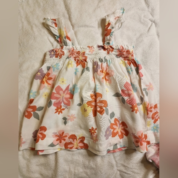 Baby Girl Outfit - 12 months - Picture 2 of 6